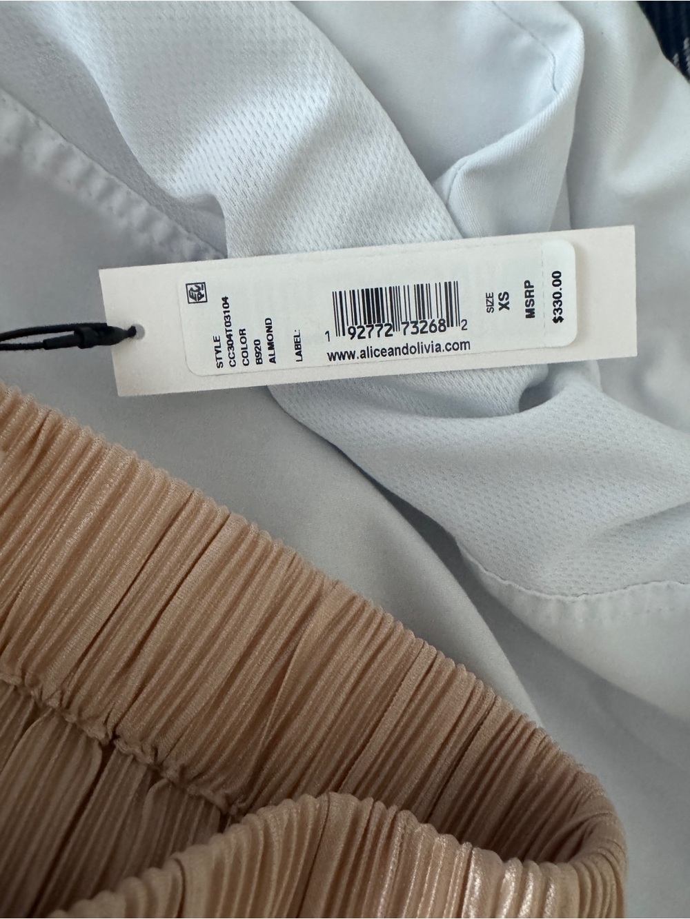 Alice + Olivia Pleated Pants XS NWT Almond Wide Leg Pull On MSRP $330 - Picture 3 of 12